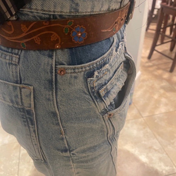 Vintage Leather Floral Tooled Belt with solid brass buckle - Picture 10 of 15